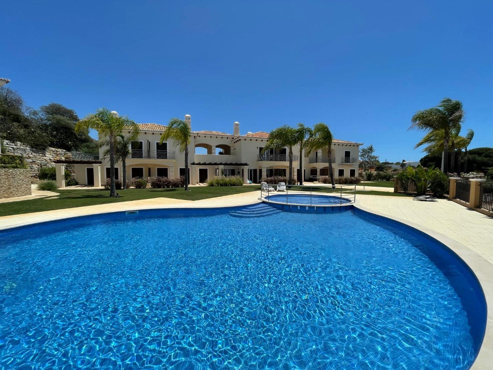 Villa Cascata, 3 Bedroom, Pool, Close To Olhos De Agua Албуфейра Экстерьер фото